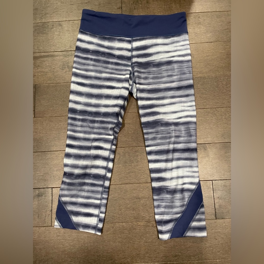 Under Armour tank and leggings